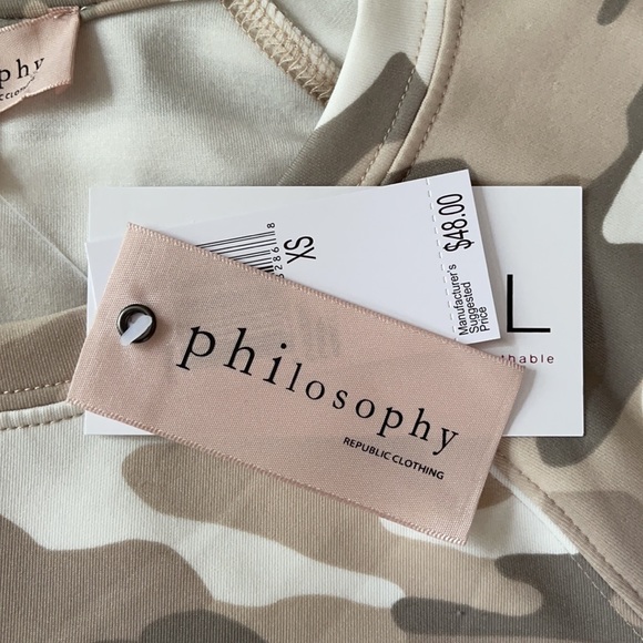 Camo Sweatshirt Short Sleeve XS NWT Sand Gray White - Picture 6 of 9